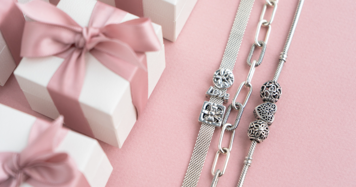 7 Key Tips for Choosing the Perfect Bracelet Gift