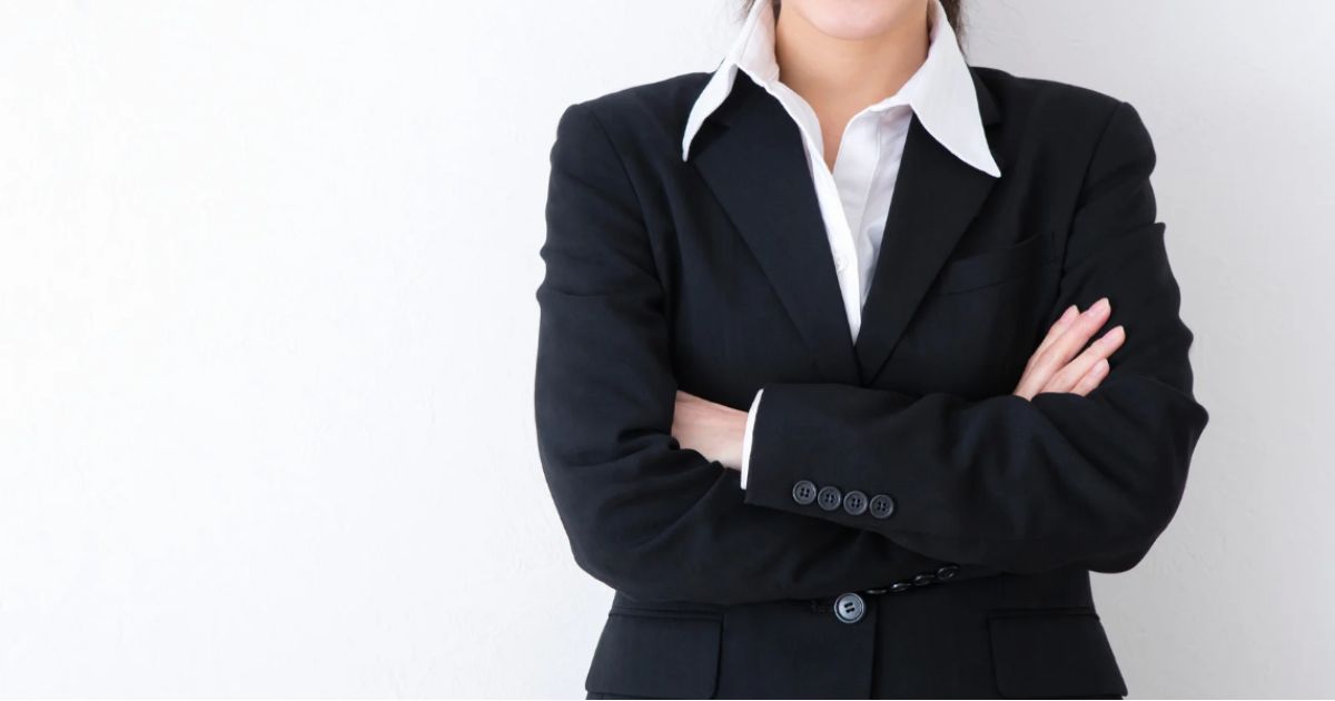 Easy Suit Care Hacks for Women: Tips for a Lasting Wardrobe