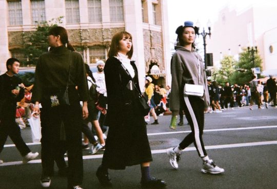 Y2K Fashion Revival: The Bold Trends That Define Now