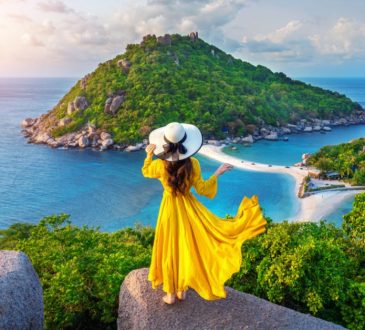 Ultimate Capsule Wardrobe of Dresses for Tropical Escape